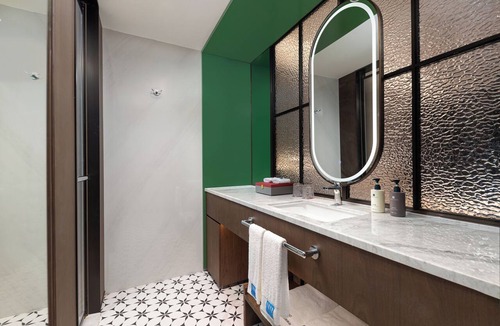 Yuzhong Hotel | Tryp By Wyndham Chongqing Downtown