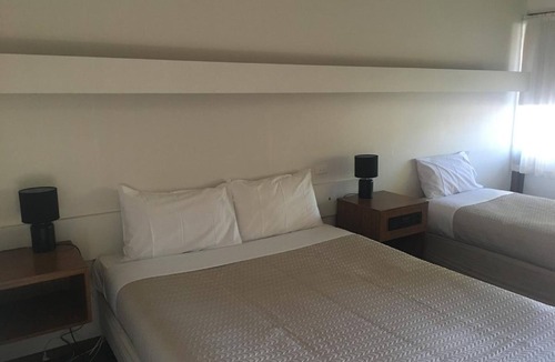 Shepparton Hotel | Tudor House Motel