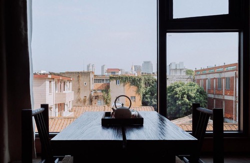 Licheng District Hotel | Tuji Lane and Fanghe Homestay (West Street Kaiyuan Temple Branch)