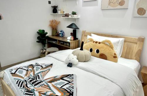 Jincheng Apartment | Tung Blossom House