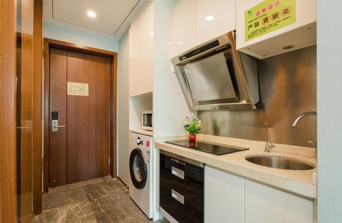 Yuexiu Apartment | TuXi International Apartments Hotel- Nr Line6 Tuanyida STN-The Pearl River Tianzi Wharf-Grand Buddha Monastery-Sacred Heart Cathedral-Beijing Road