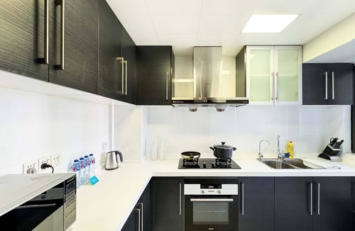 Xujiahui Apartment | Tyms 2BR 2BA Apt Near MetroCity Line 1 9