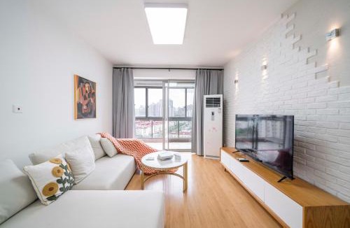 Changning Apartment | Tyms 2BR APT Riverside Garden
