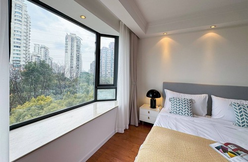 Gubei Bed & Breakfast | Tyms 3BR 2BA Apt Gubei Fully Furnished
