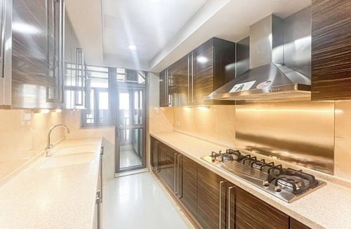 Gubei Bed & Breakfast | Tyms 3BR 2BA Residence Yucui Shanghai