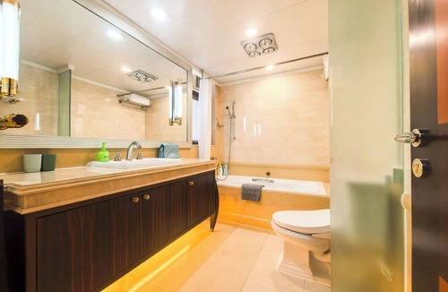Gubei Bed & Breakfast | Tyms 3BR 2BA Residence Yucui Shanghai