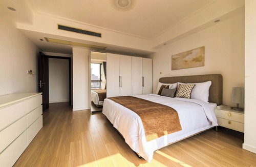 Gubei Bed & Breakfast | Tyms 3BR 2BA Residence Yucui Shanghai