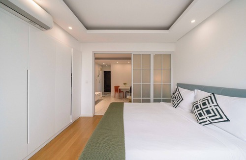 Xujiahui Bed & Breakfast | Tyms Cozy 1BR APT TianShan Dynasty View