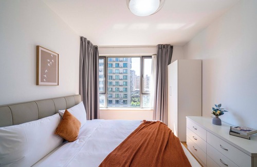 Xujiahui Bed & Breakfast | Tyms Enticing 1BR 1BA Apt Yongxin
