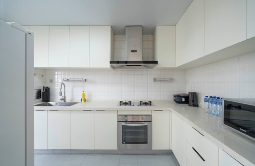 Changning Bed & Breakfast | Tyms Family 4BR 2BA APT Residence