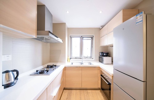 Minhang Bed & Breakfast | Tyms Gubei 3BR Family Apt at Mingdu City