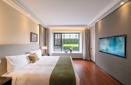 Minhang Bed & Breakfast | Tyms Gubei Apt 2BR Apt Near Takashimaya