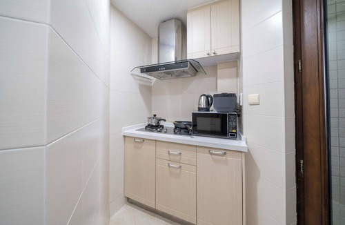 Gubei Bed & Breakfast | Tyms Modern 1BR APT Garden