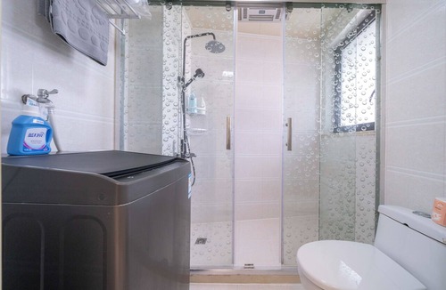 Minhang Bed & Breakfast | Tyms Modern 2BR APT Xujiahui Dacheng