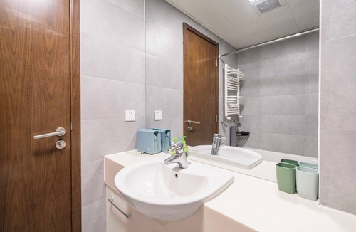 Xujiahui Bed & Breakfast | Tyms Premium 1BR 1BA Apt Yongxin Century