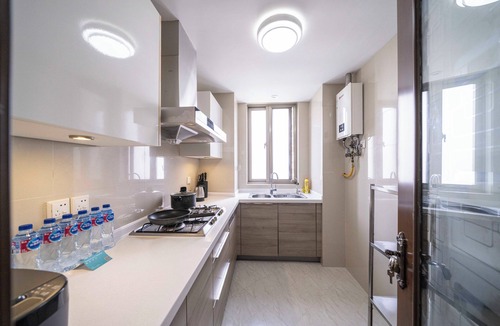 Xuhui Bed & Breakfast | Tyms Xintiandi Elegant 3BR 2BA APT