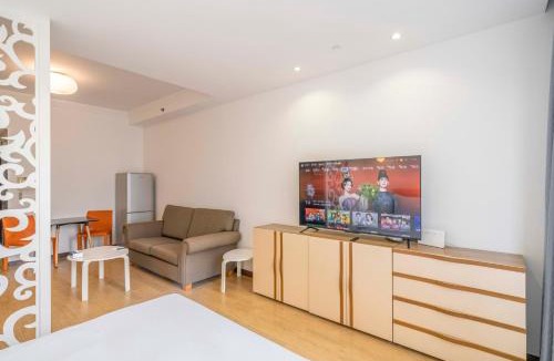 Wantiguan Apartment | Tyms Xuhui Elegant 1BR APT