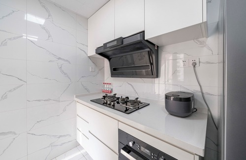 Xujiahui Bed & Breakfast | Tyms Xujiahui 2BR Apt Near Metro