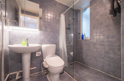 Xujiahui Bed & Breakfast | Tyms Xujiahui Elegant 1BR APT