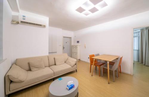 Xujiahui Apartment | Tyms Xujiahui Premium 3BR APT Steps to Metro