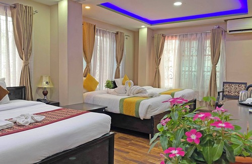Sinamangal Hotel | Unique Inn