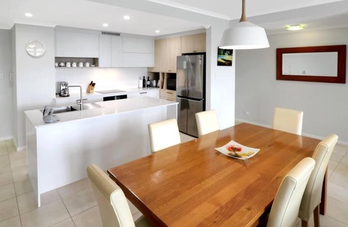 Avoca Beach Apartment | Unit 25 - Avoca Palms Resort, superb 3 bedroom apartment!