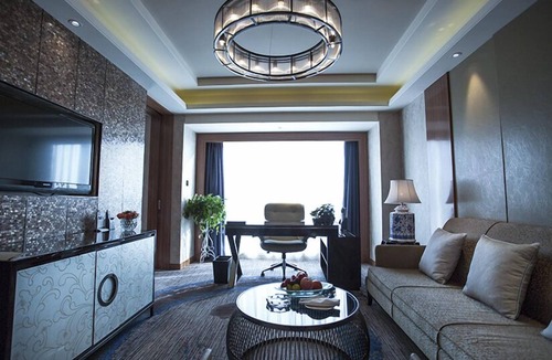 Xinshi District Hotel | Universal Hotel Urumqi