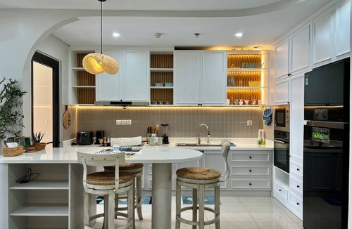 District 10 Apartment | UPhoenix Home- HaDo Centrosa Garden
