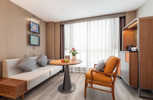 Jinghong Hotel | UrCove by Hyatt Xishuangbanna Gaozhuang Starlight Night Market