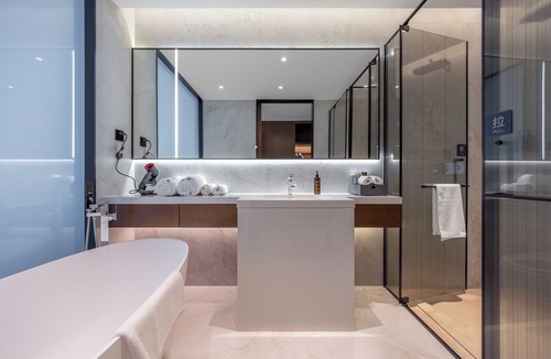 Fengtai Hotel | UrCove by Hyatt Beijing Tiantan Hospital