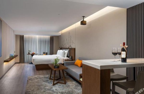 Futian CBD Hotel | UrCove by HYATT Futian CBD