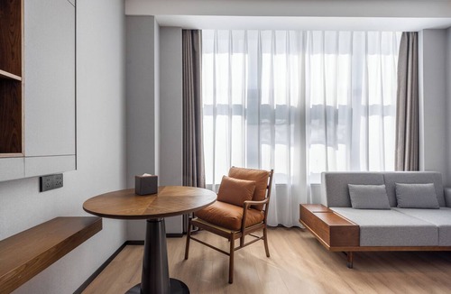Huadu Hotel | UrCove by Hyatt Guangzhou Huadu Baiyun International Airport