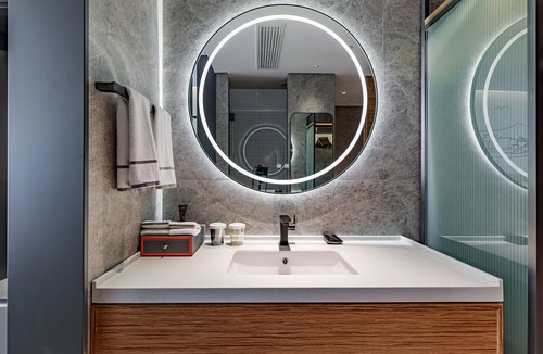 Yu Hua Tai Hotel | UrCove by Hyatt Nanjing South Railway Station