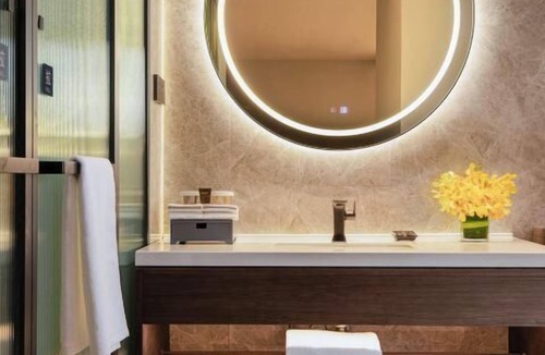 Futian Hotel | UrCove by Hyatt Shenzhen Bay Futian Port