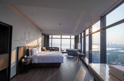 Futian Hotel | UrCove by Hyatt Shenzhen Bay Futian Port
