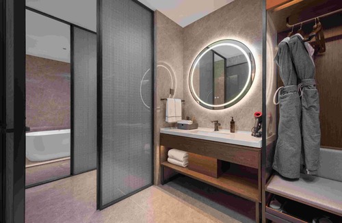 Zhonglou Shangquan Hotel | UrCove by Hyatt Xi'an Bell Tower Huimin Street