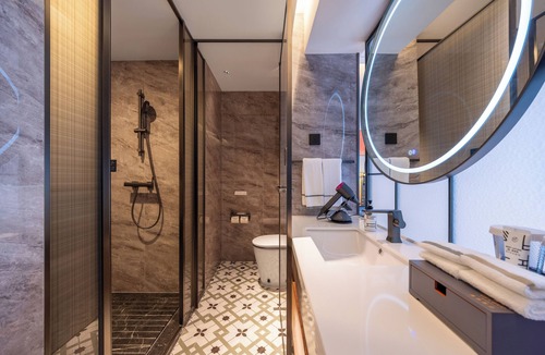 Zhuhai Gongbei Hotel | UrCove by HYATT Zhuhai Gongbei Port