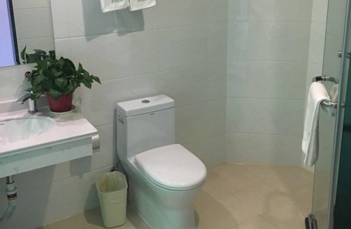 Nanling County Hotel | Vatica Wuhu Nanling Wannan Shangcheng Hotel