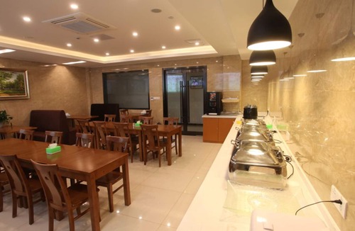 Zaozhuang Hotel | Vatica ZaoZhuang TengZhou Railway Station Hotel