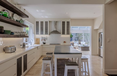 Vaucluse House | Vaucluse Hamptons - Perfectly positioned with Sydney Harbour Views