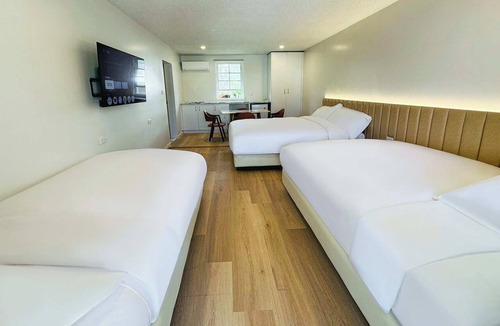 Long Jetty Hotel | Venus Resort