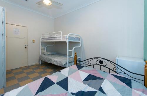 Victoria Park Hostel | Victoria Park Lodge