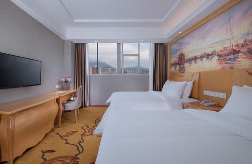 Yangchun Hotel | Vienna 3 Best Hotel(Guangdong Yangchun Bus Station Shop)