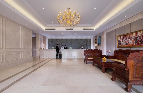 Pubei County Hotel | Vienna 3 Best Hotel (Guangxi Pubei automobile station store)
