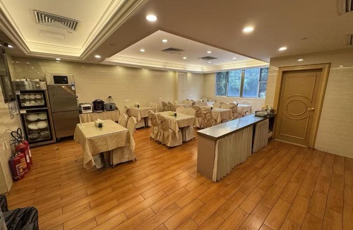 Haizhu Hotel | Vienna 3 Best International Hotel Guangzhou Canton Tower Pazhou Convention and Exhibition Center Branch - Free Shuttle Bus to Canton Fair Complex During Canton Fair Period