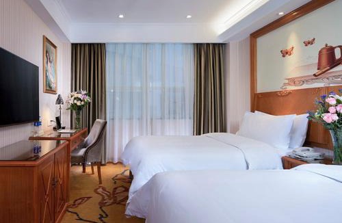 Tongbai County Hotel | Vienna Classic Hotel (Anlu Hengkun)