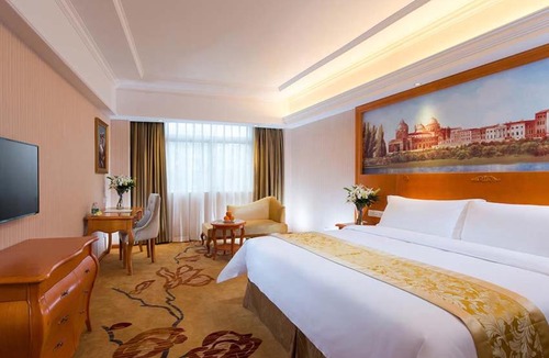 Wuling District Hotel | Vienna Hotel Changde Wuling Avenue