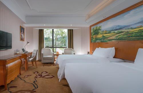 Danxia Hotel | Vienna Hotel (Danxia Mountain Scenic Spot)