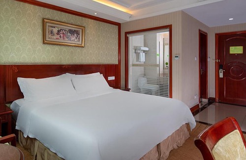 Liaobu Hotel | Vienna Hotel Dongguan Songshan Lake