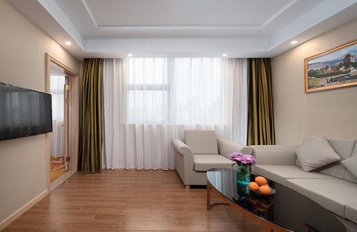 Zhanggong District Hotel | Vienna Hotel(Ganzhou Railway Station Shop)